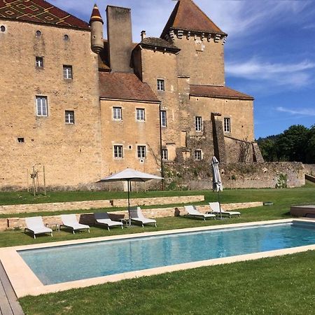 Chateau De Pierreclos Buitenkant foto